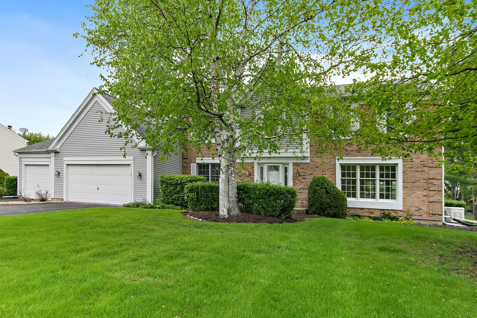 307 Churchill Court, Sleepy Hollow, IL