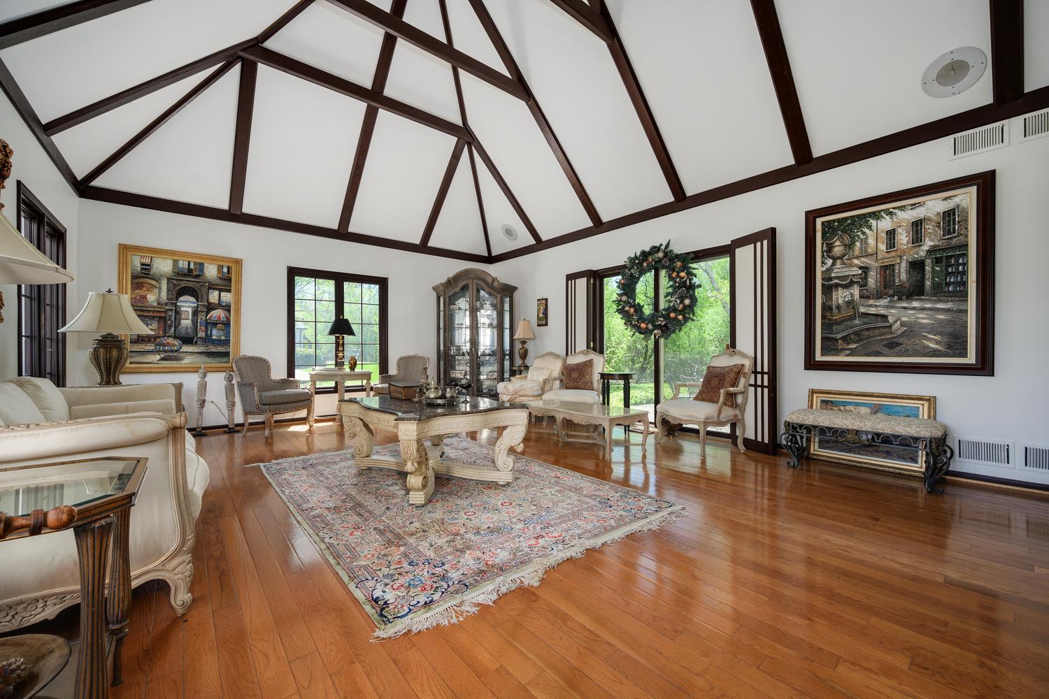 1340 Wood Hill Lane, Lake Forest, IL