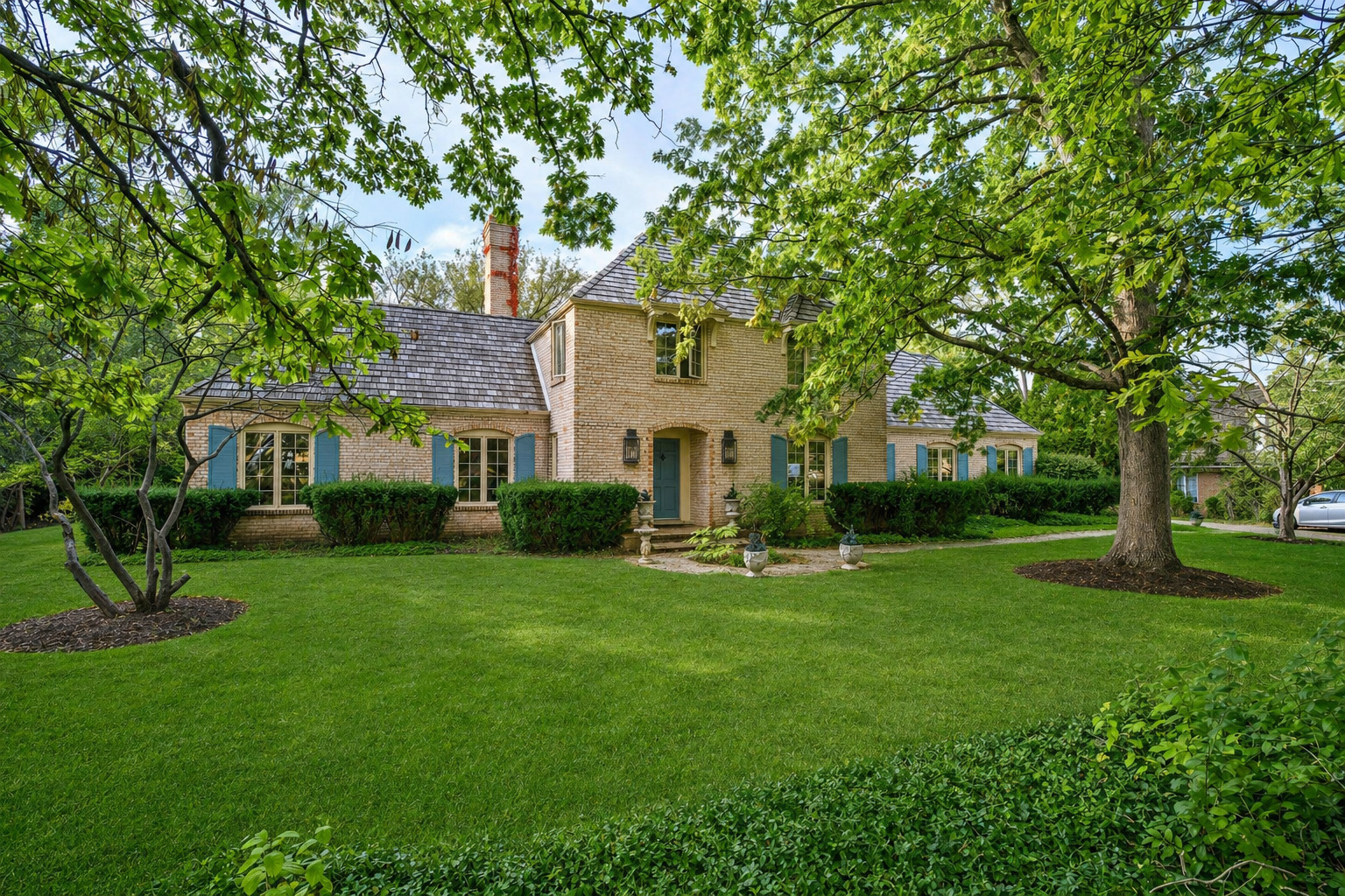 1340 Wood Hill Lane, Lake Forest, IL