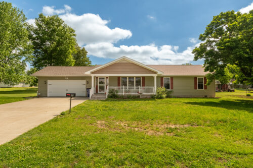 707 S Sunny Slope Street, West Frankfort, IL