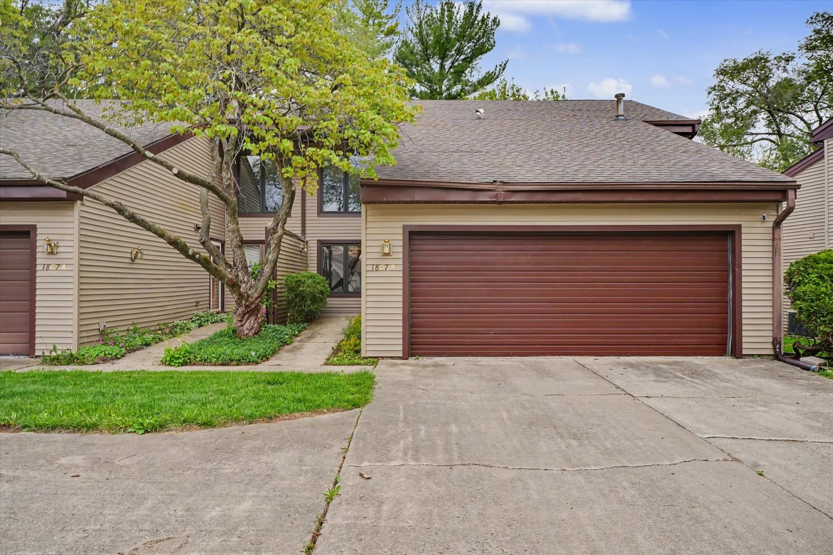 1807 Glenwood Oaks Court #B, Urbana, IL