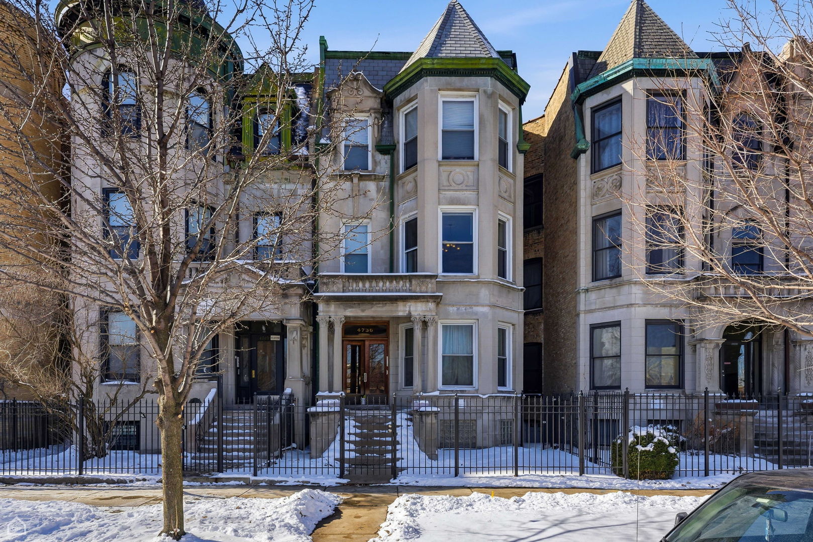 4736 S Prairie Avenue, Chicago, IL