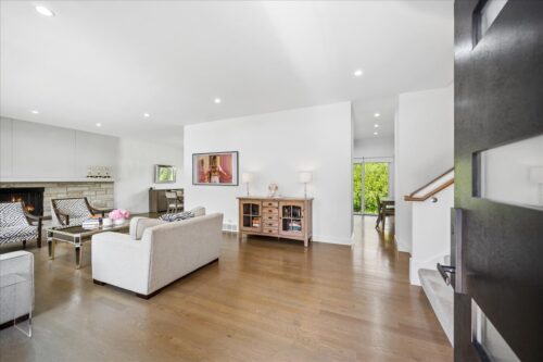 751 Woodridge Lane, Glencoe, IL