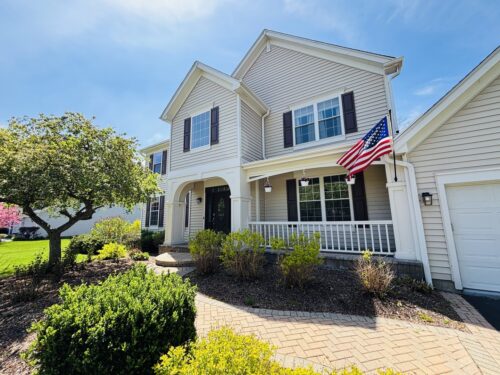 802 Autumn Hill, West Dundee, IL