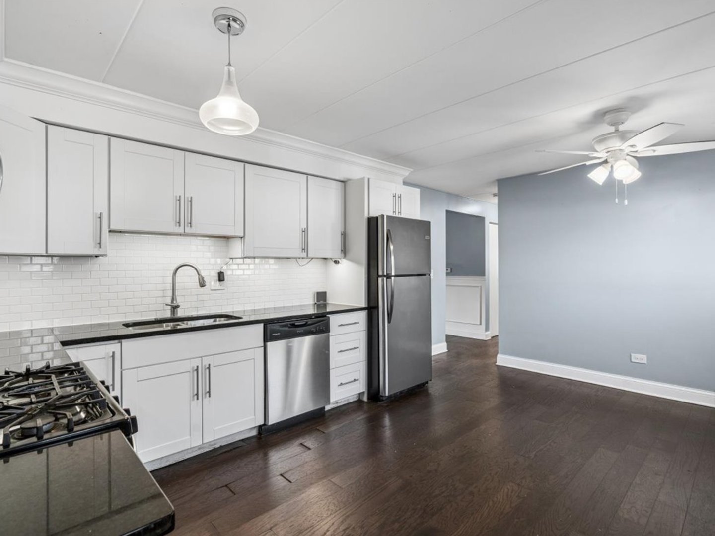 6136 S Kensington Avenue #D, Countryside, IL