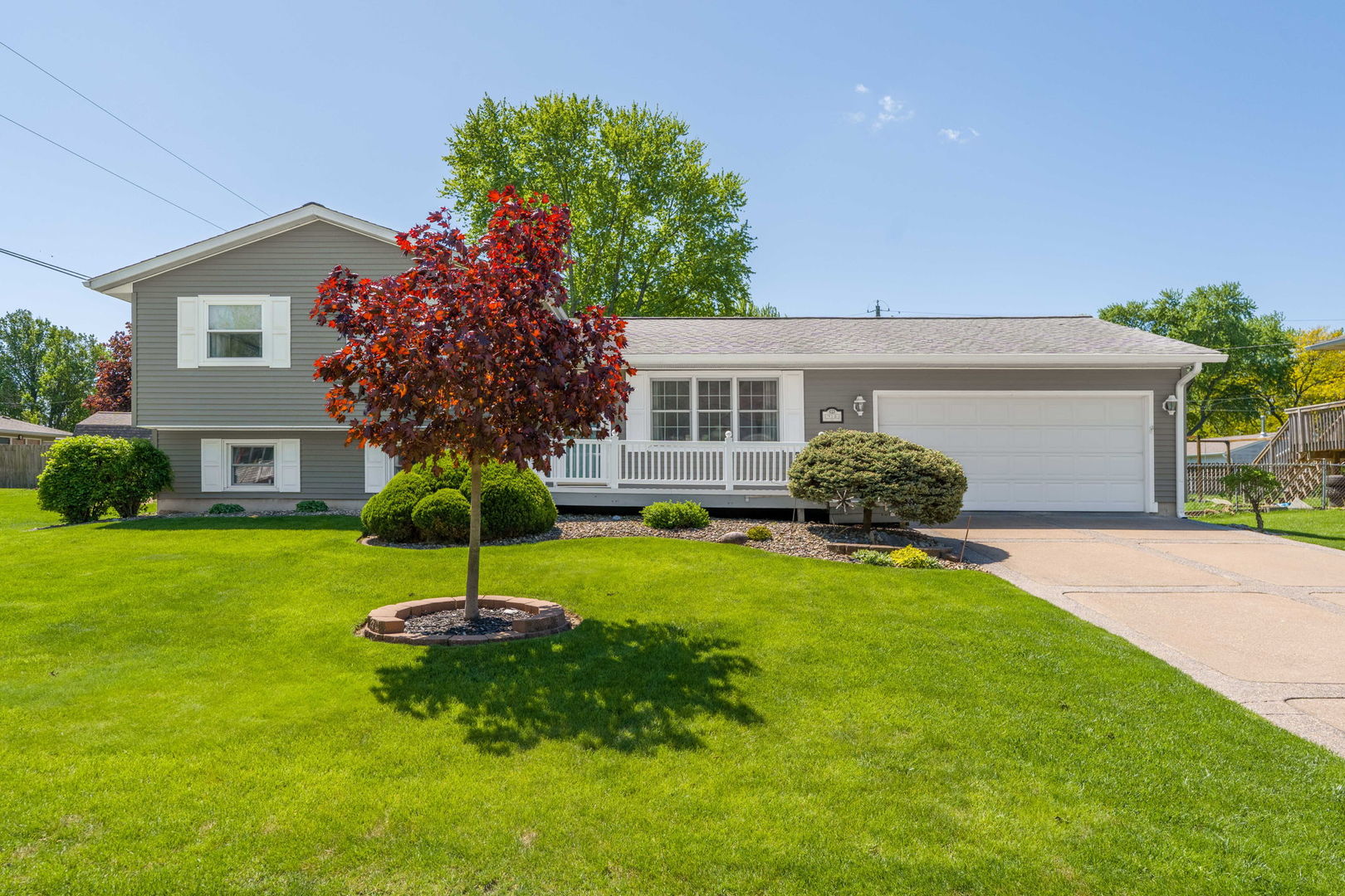 918 6th Street, Hampton, IL