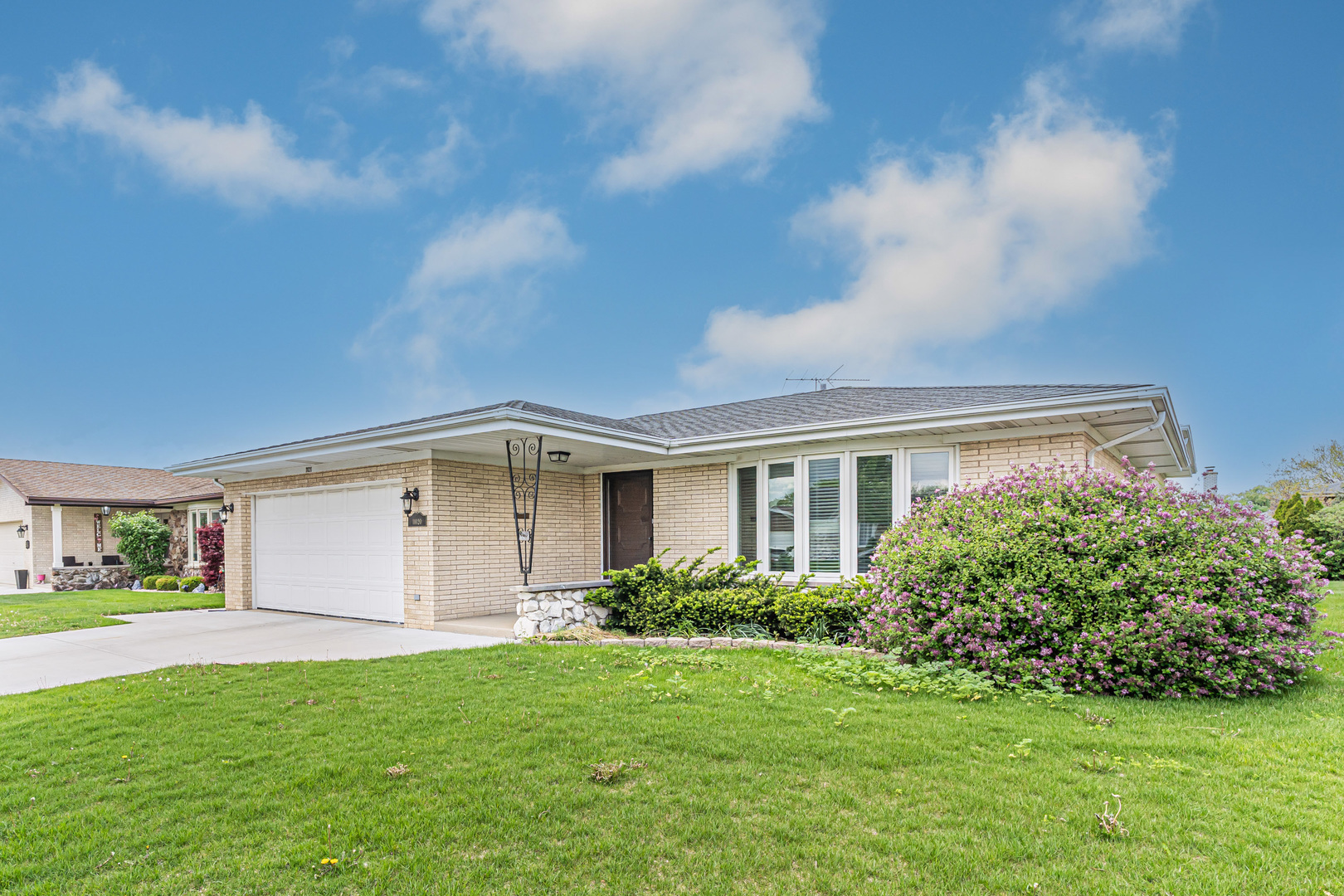 11020 Raleigh Street, Westchester, IL