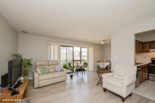 260 E Court Of Shorewood Court #4, Vernon Hills, IL