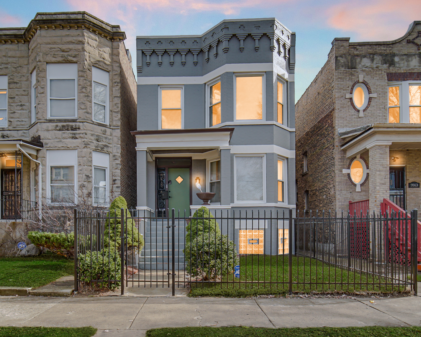 7011 S Prairie Avenue #2, Chicago, IL