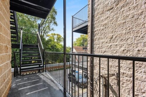 957 W 51st Street, Chicago, IL