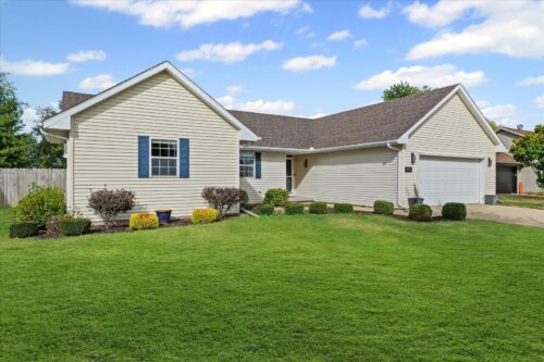 1708 Magnolia Drive, St. Joseph, IL