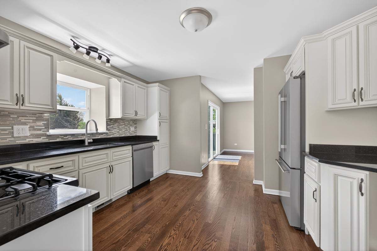 3719 Atlantic Avenue, Gurnee, IL