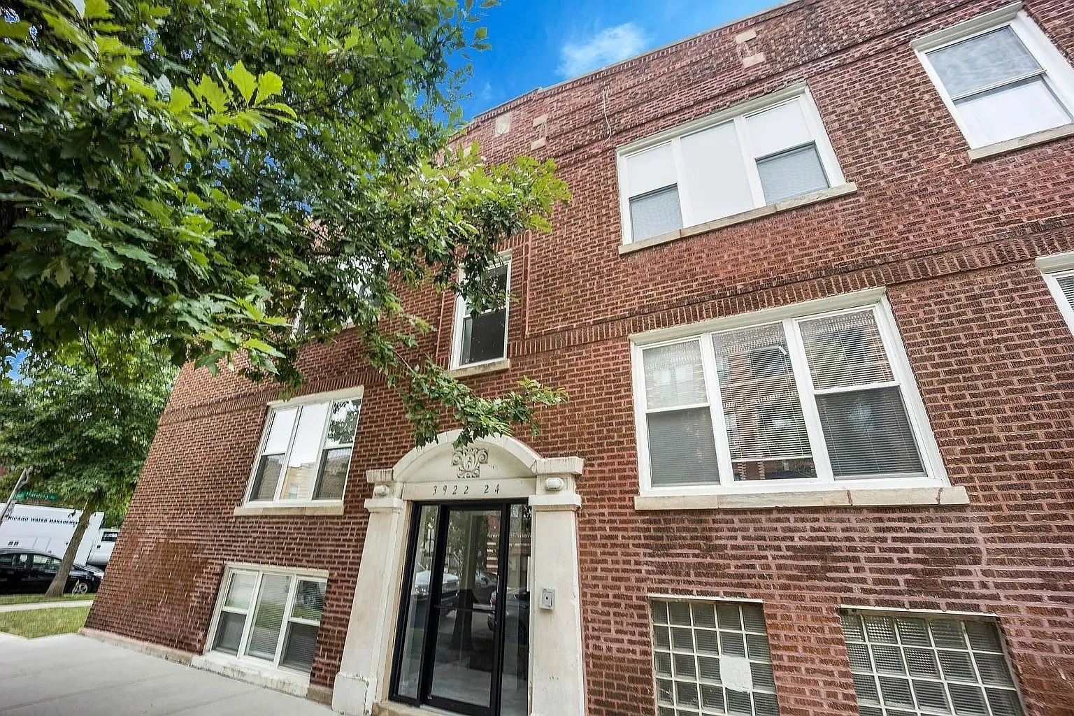 3916 W Altgeld Street #1, Chicago, IL