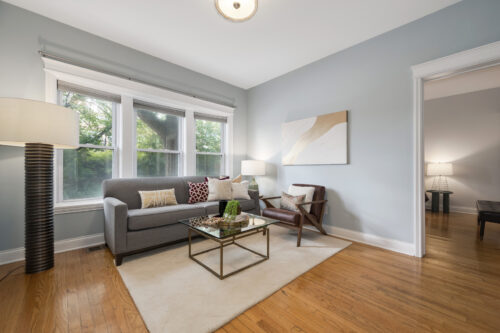3805 N Ravenswood Avenue #1, Chicago, IL