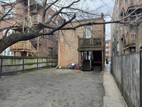 8047 S Vernon Avenue, Chicago, IL
