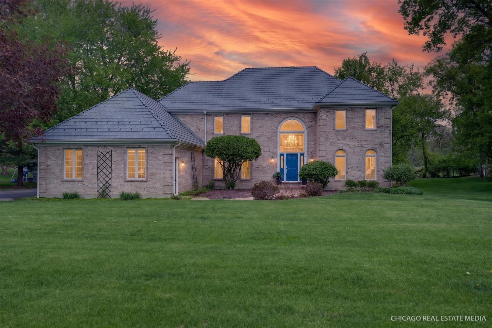 676 Old Westbury Road, Crystal Lake, IL