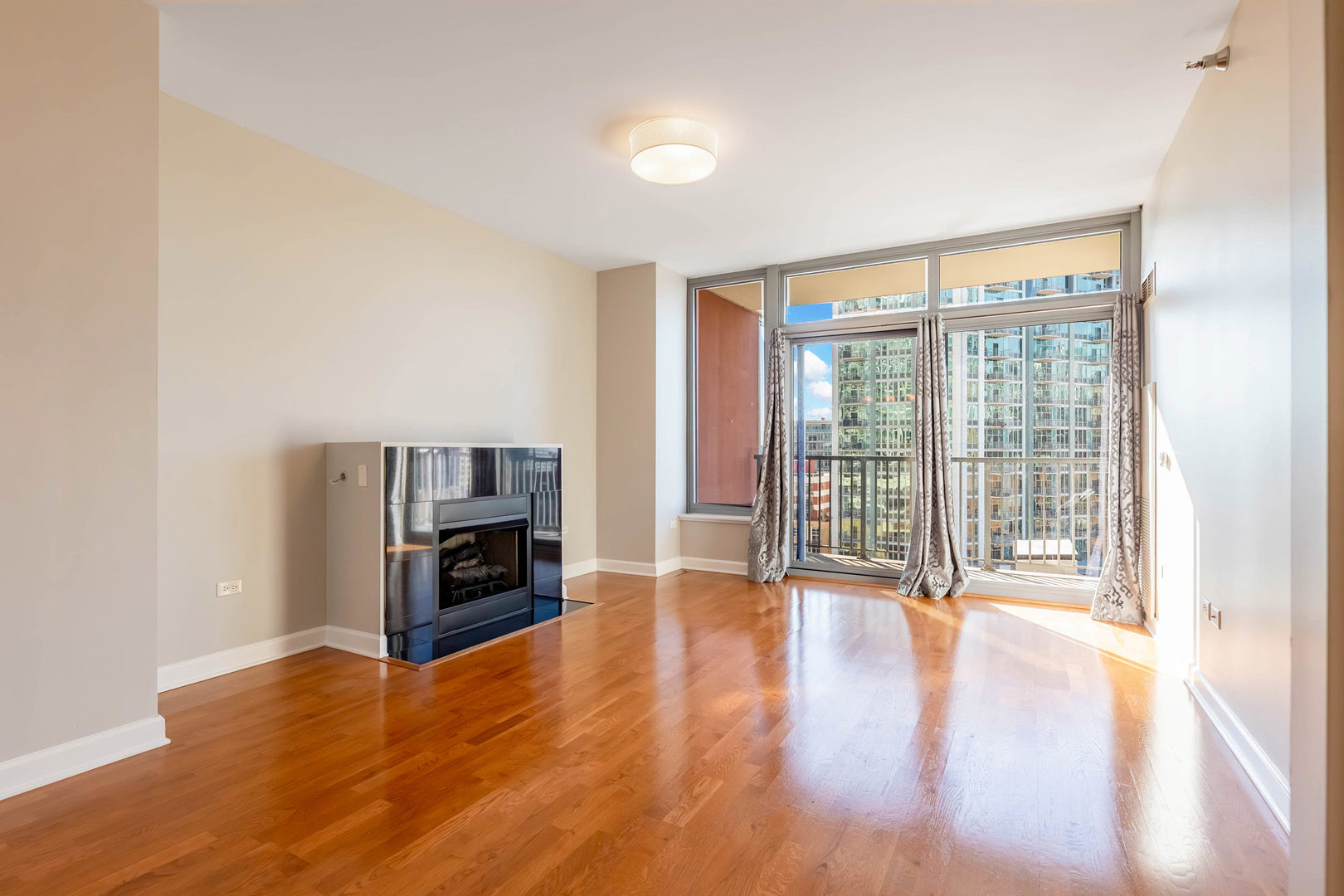 1600 S Prairie Avenue #1105, Chicago, IL
