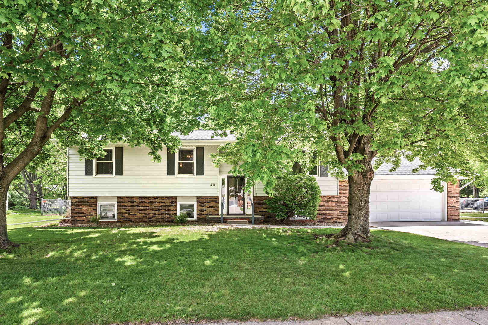 1711 Braden Drive, Normal, IL