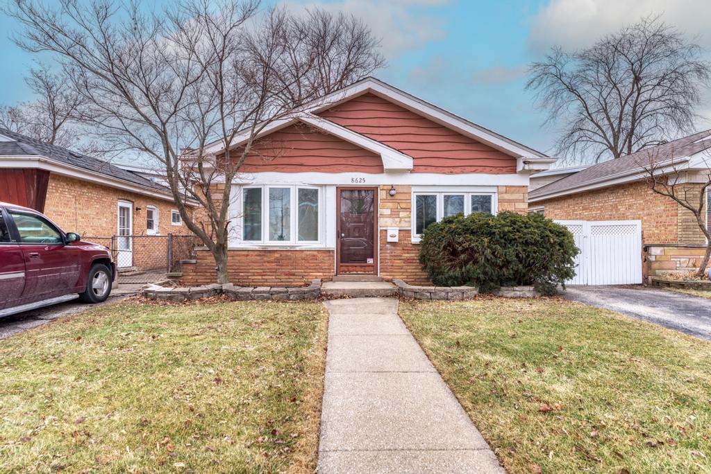 8625 43rd Street, Lyons, IL