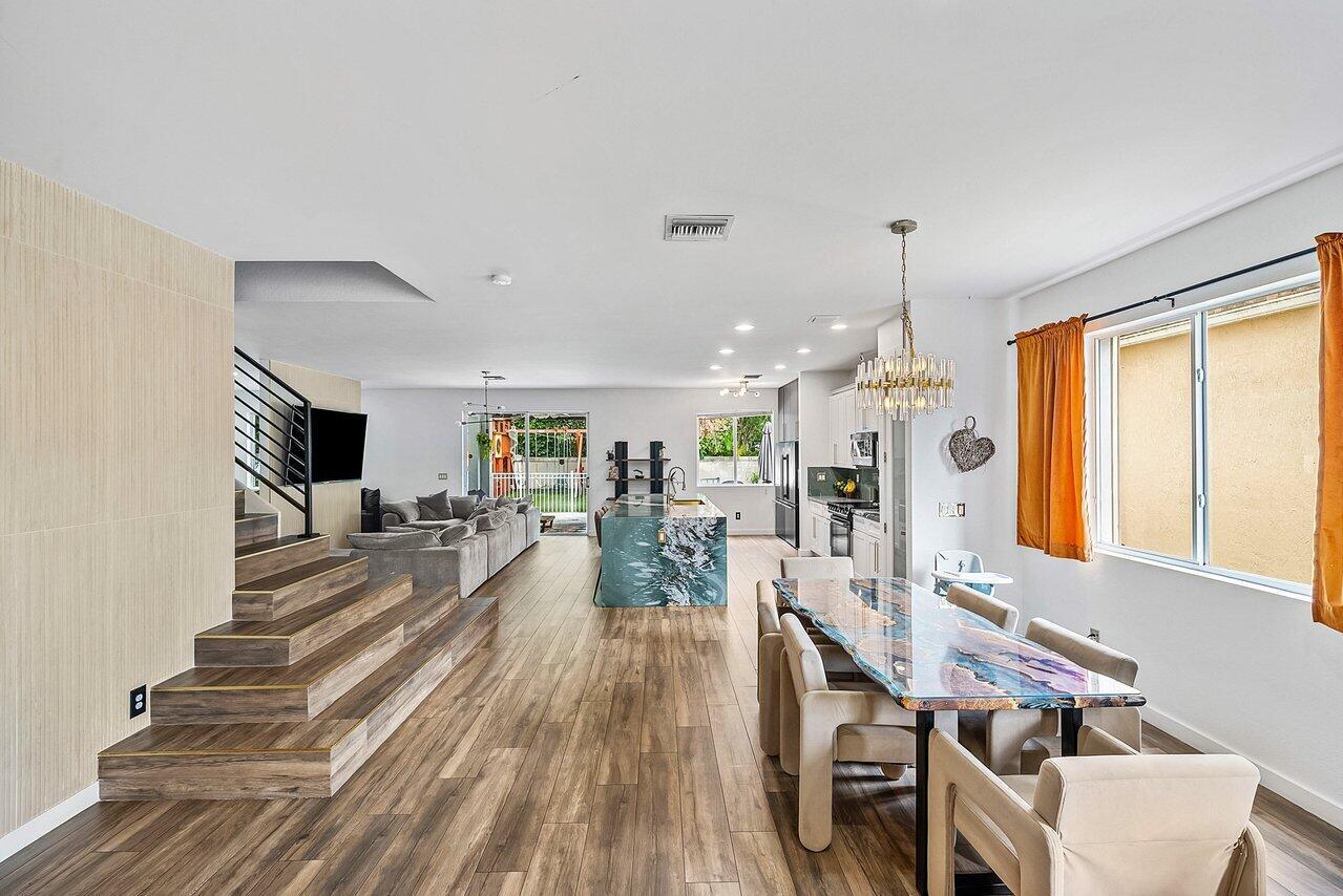 10223 Boca Vista Drive, Boca Raton, FL