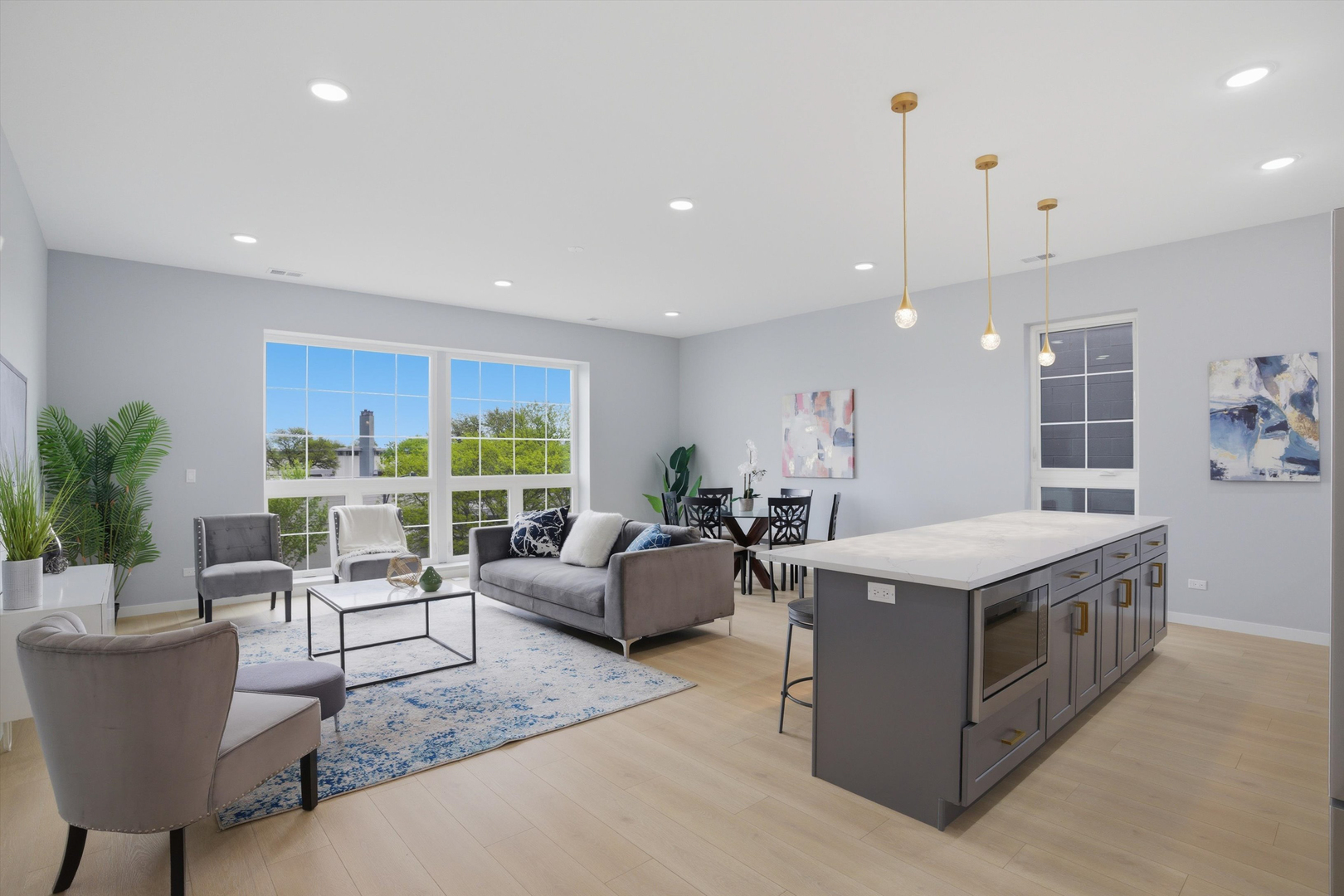 5830 N Lincoln Avenue #3S, Chicago, IL