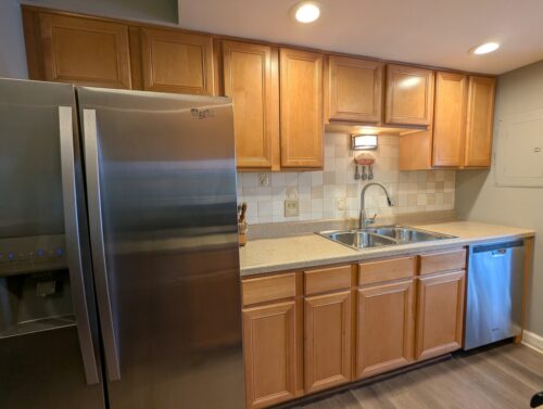 6340 AMERICANA Drive #210, Willowbrook, IL