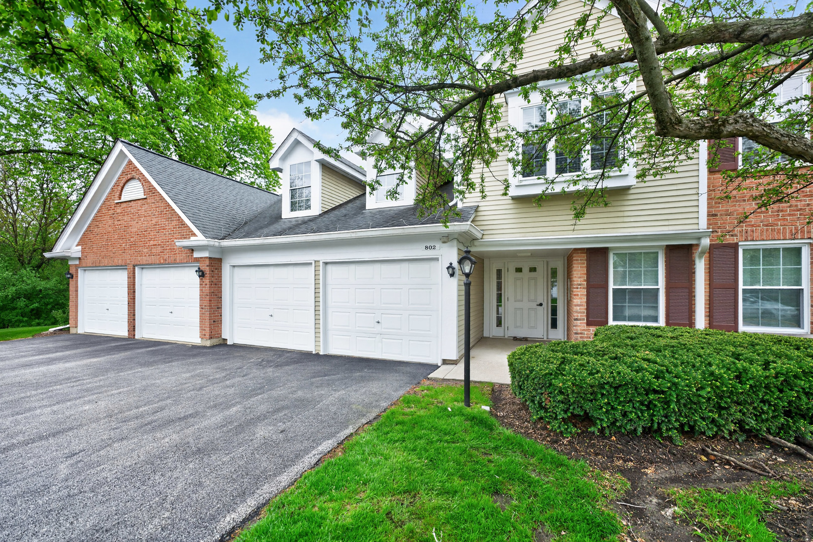 802 Butternut Lane #C, Mount Prospect, IL