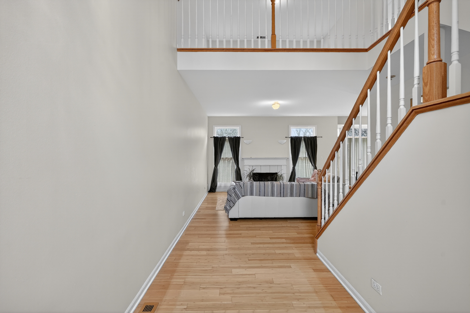 126 N Drew Court, Palatine, IL