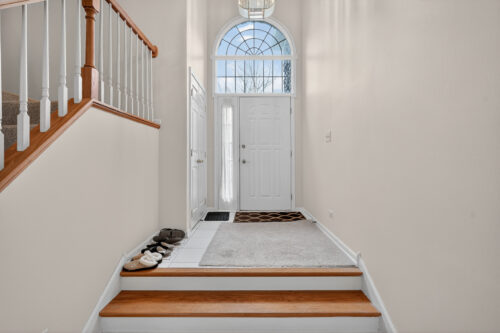 126 N Drew Court, Palatine, IL