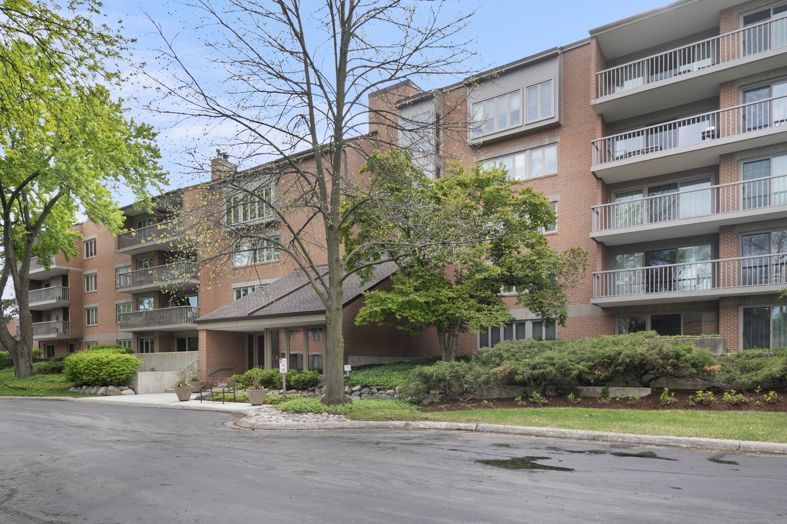 44 Park Lane #223, Park Ridge, IL