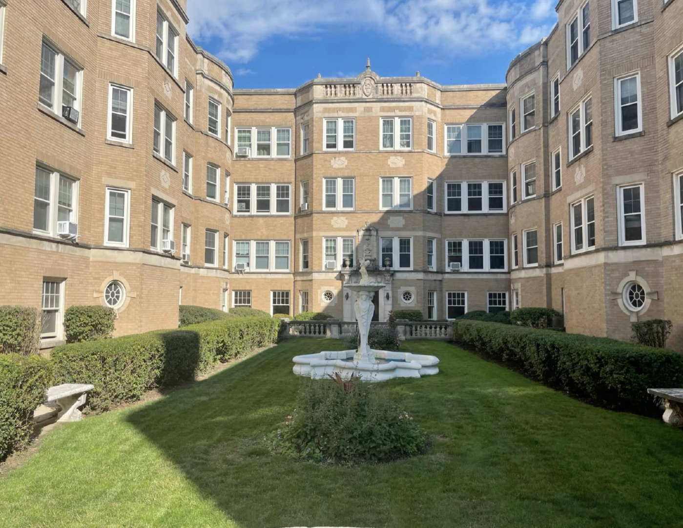 531 Hinman Avenue #A-0, Evanston, IL