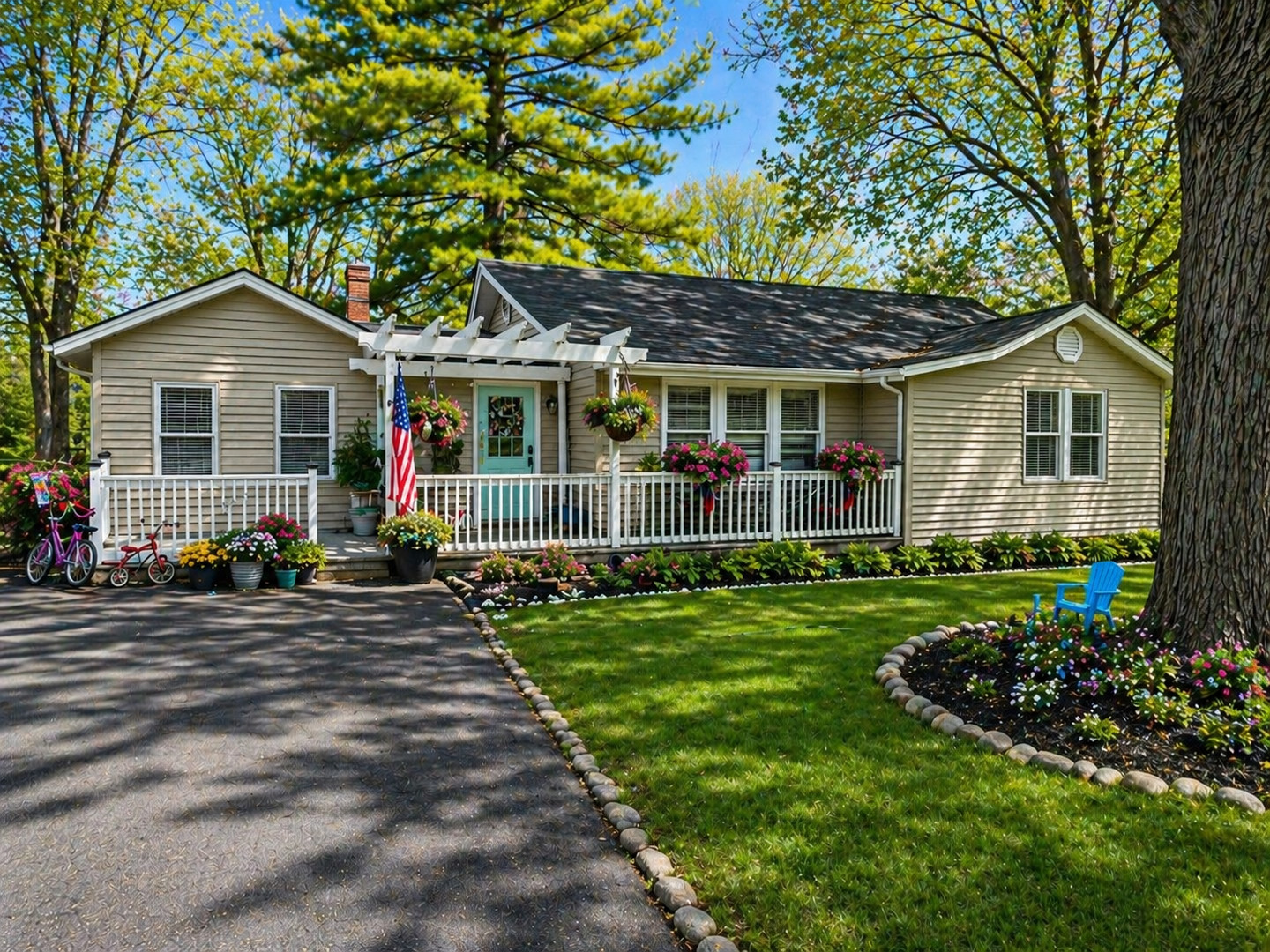 1105 S Hough Street, Barrington, IL