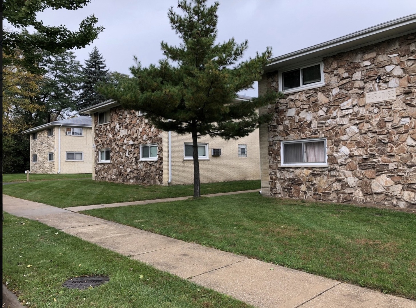 1 Scotdale Road #3, La Grange Park, IL