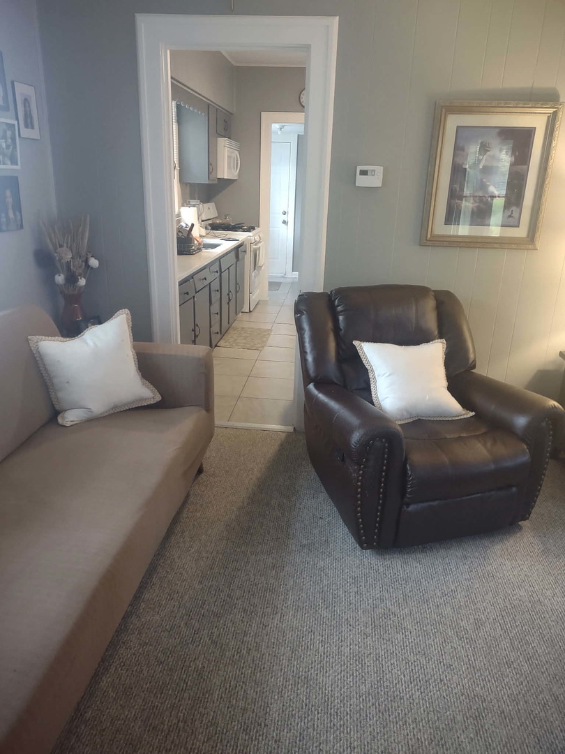 827 Porter Street, Joliet, IL