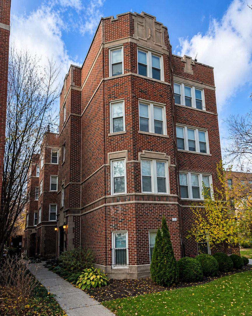 6444 N Hamilton Avenue #2E, Chicago, IL