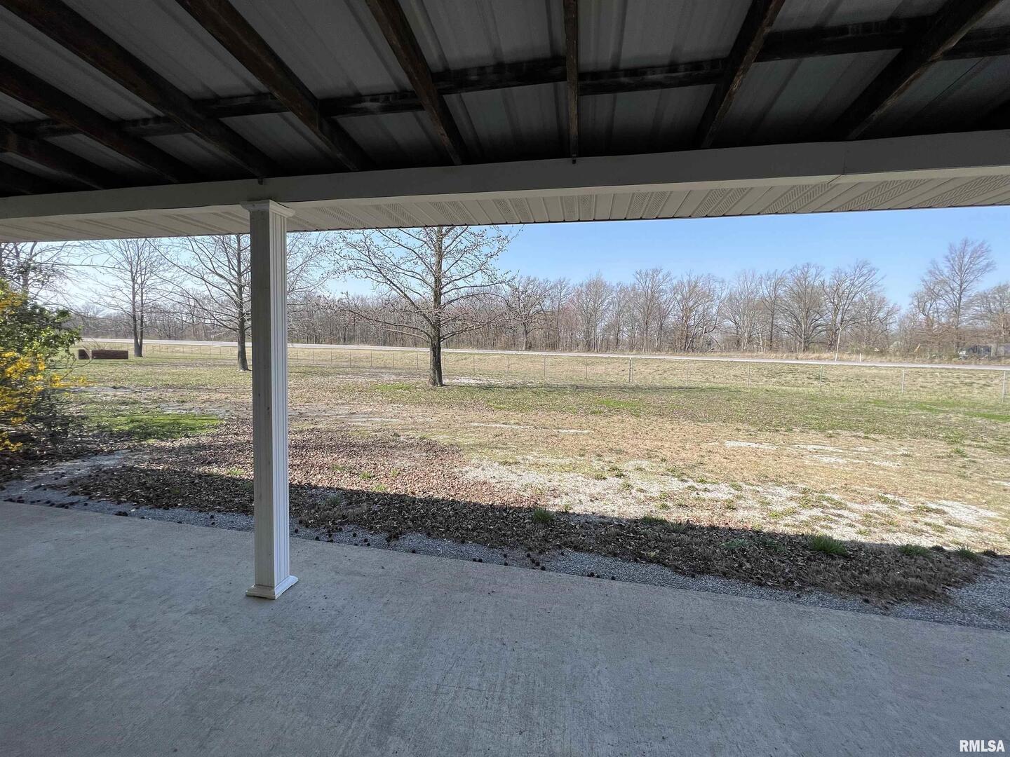 8890 US Hwy 45 N Highway, Eldorado, IL