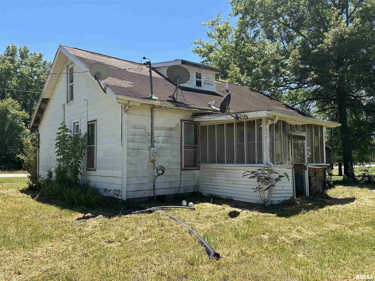 5672 Old Route 13 Road, Carterville, IL