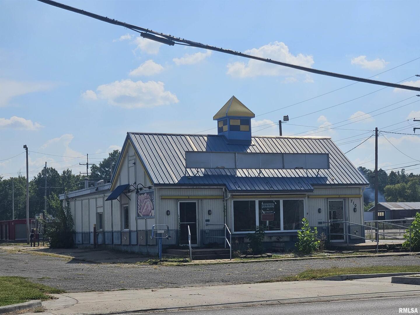 710 W MAIN Street, West Frankfort, IL