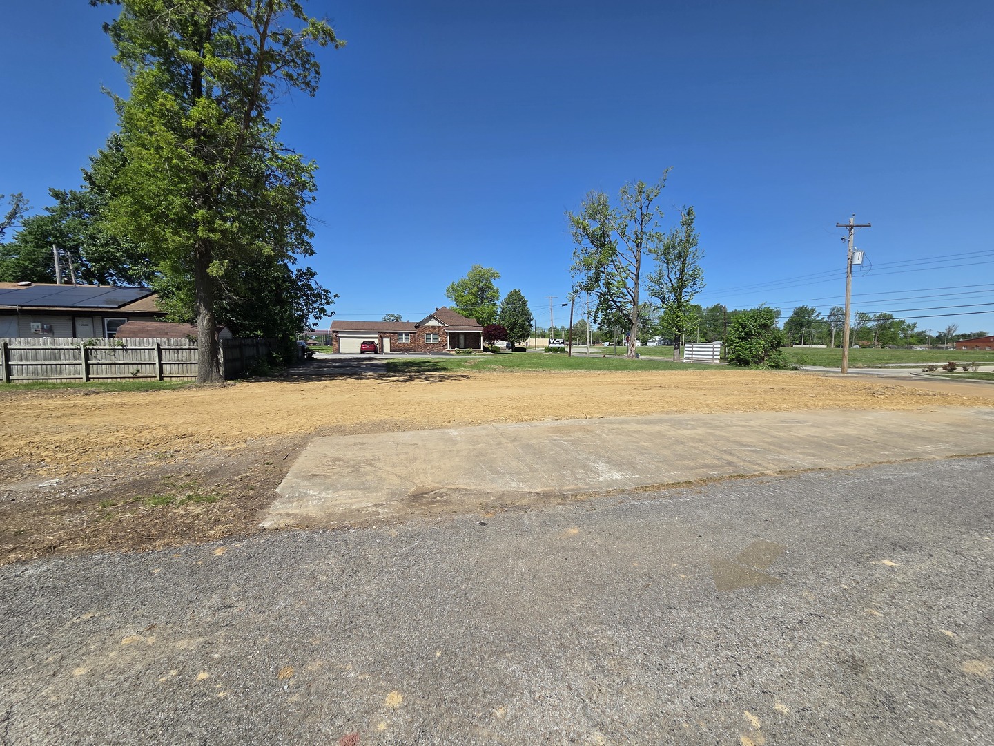2007 W MAIN Street, Marion, IL
