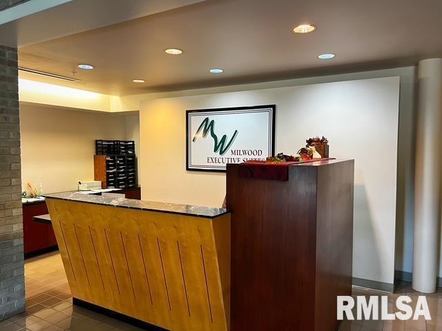1400 N Wood Road, IL