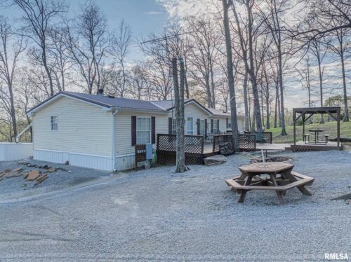 565 Dutton Chapel Road, Golconda, IL