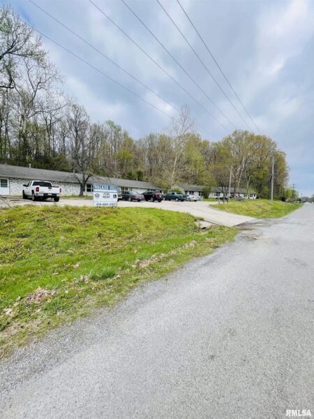 612 E 3RD Avenue, Grand Tower, IL