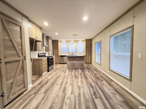 9049 Grassy Road, Marion, IL