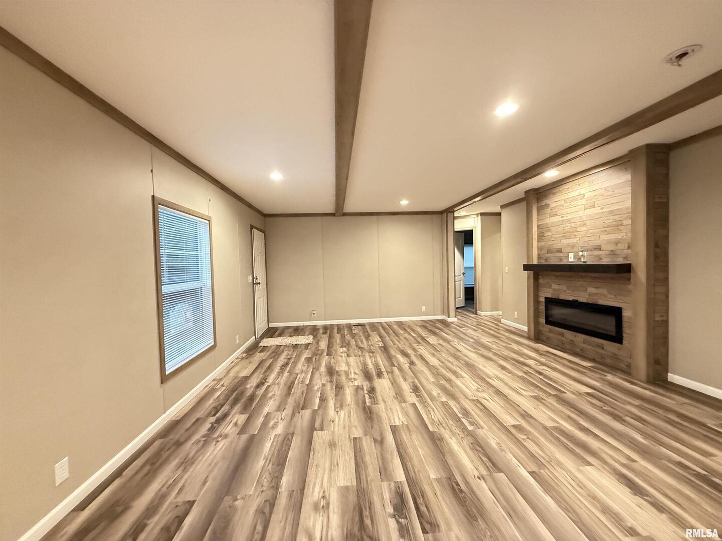 9049 Grassy Road, Marion, IL