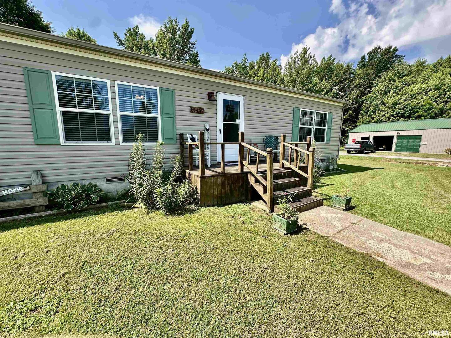 1409 W 5TH Street, West Frankfort, IL