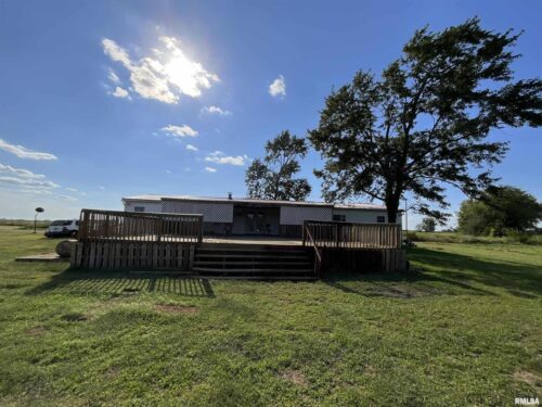 7106 Krutsinger Road, Kinmundy, IL