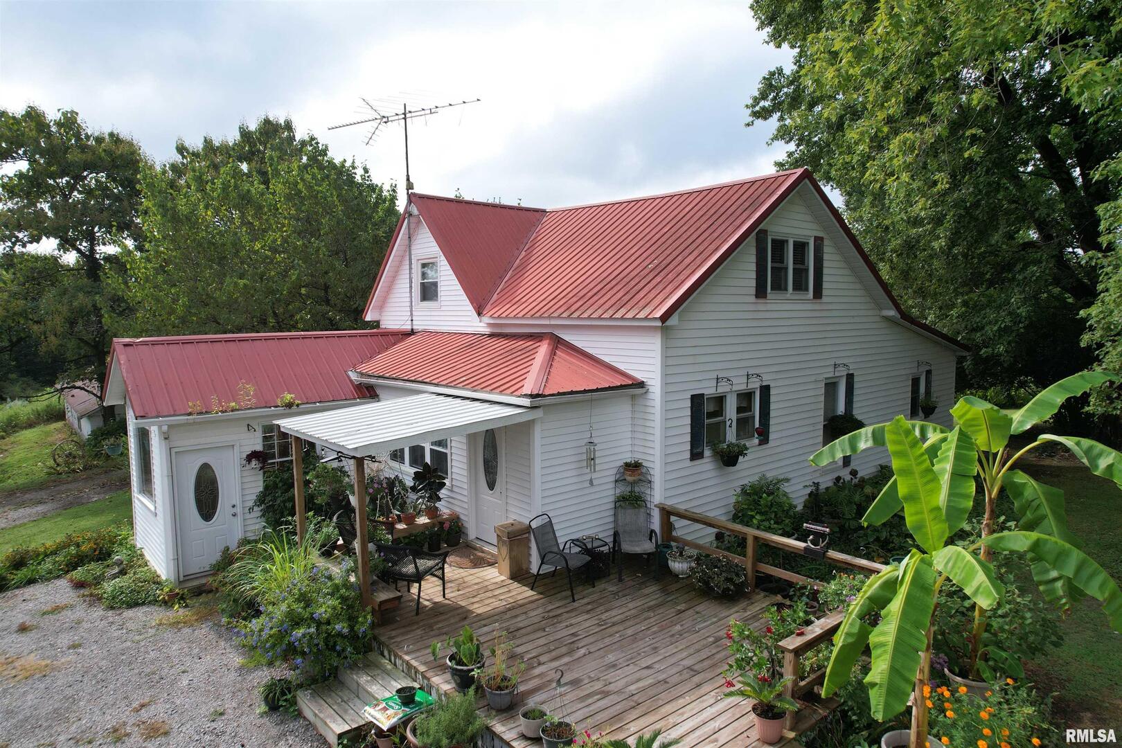 200 CRESTVIEW Drive, Dongola, IL