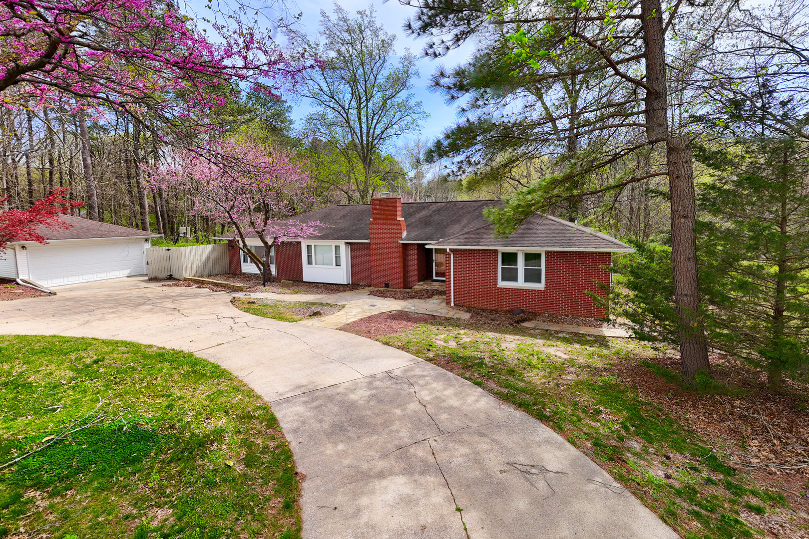 8994 Old Highway 13 Highway, Murphysboro, IL