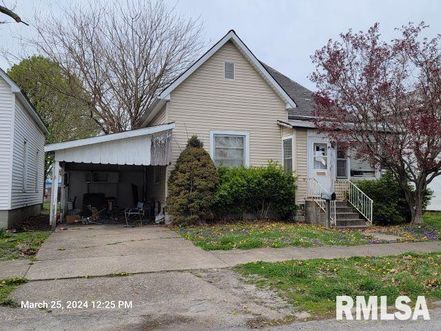 617 N 14TH Street, Herrin, IL