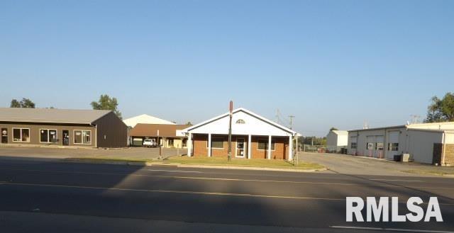 120 S COMMERCIAL Street, Harrisburg, IL